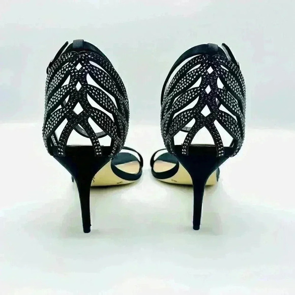 Imagine by Vince Camuto IM-Pharra Pumps - Picture 8 of 11